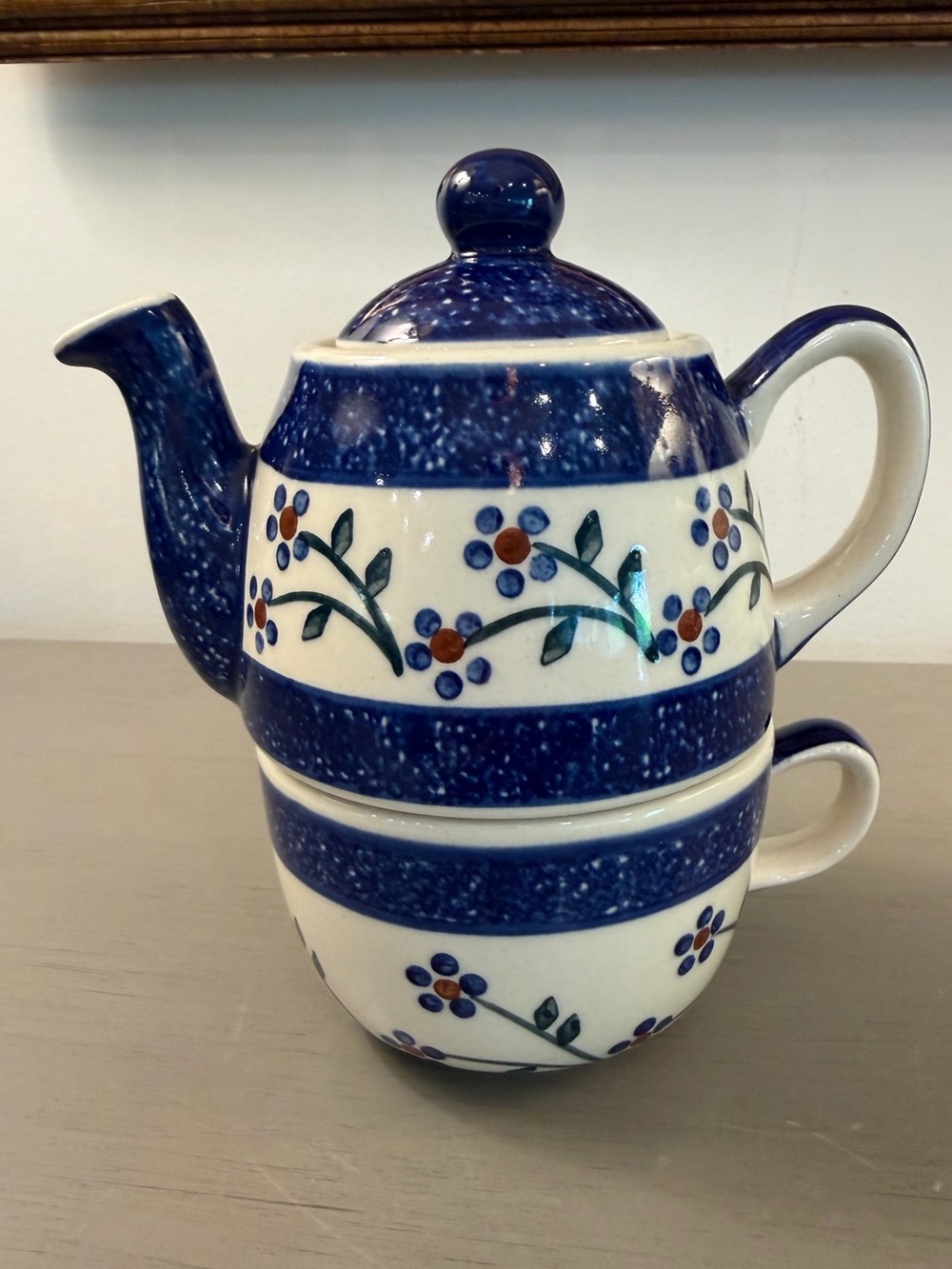 Wiza Polish Pottery Hand Made Tea For One Set Pot + Cup Stacking Blue Floral